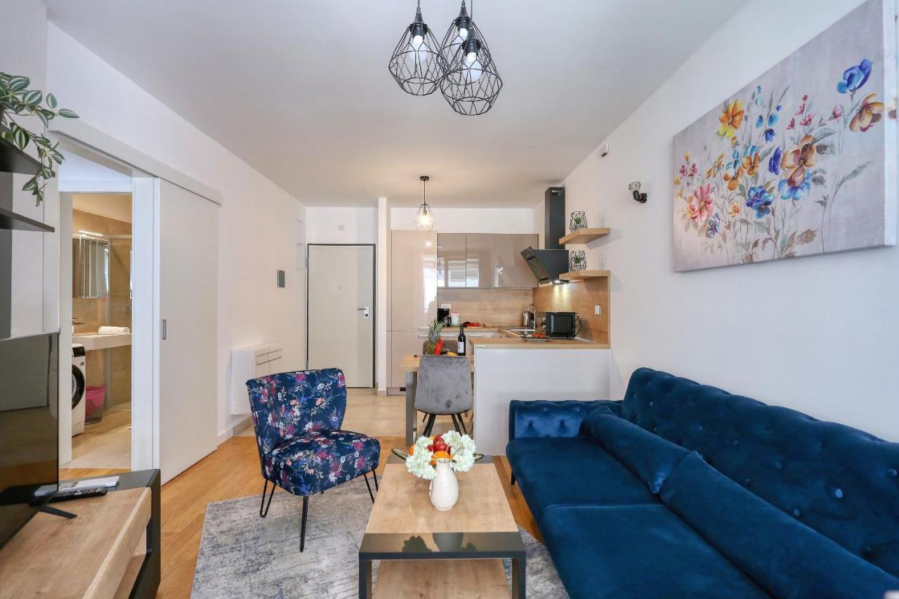 Apartments Luna With Free Parking Zadar Extérieur photo