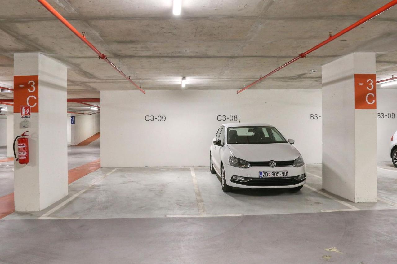 Apartments Luna With Free Parking Zadar Extérieur photo