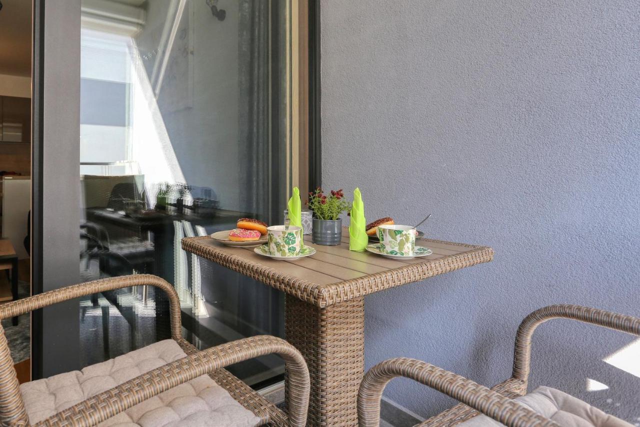 Apartments Luna With Free Parking Zadar Extérieur photo