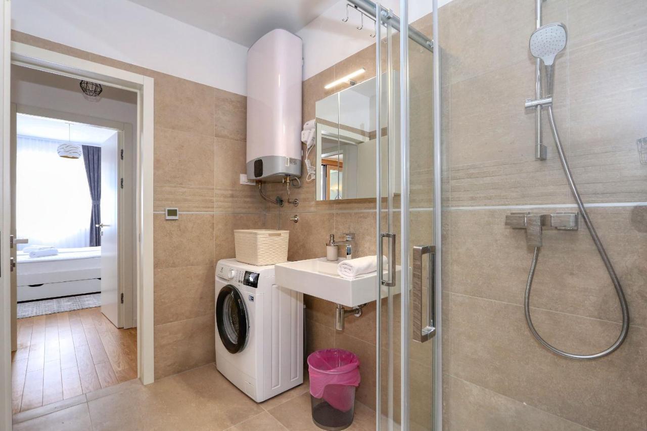 Apartments Luna With Free Parking Zadar Extérieur photo