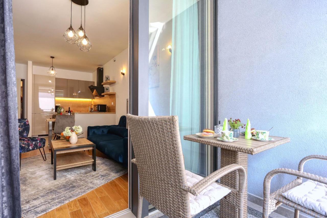 Apartments Luna With Free Parking Zadar Extérieur photo